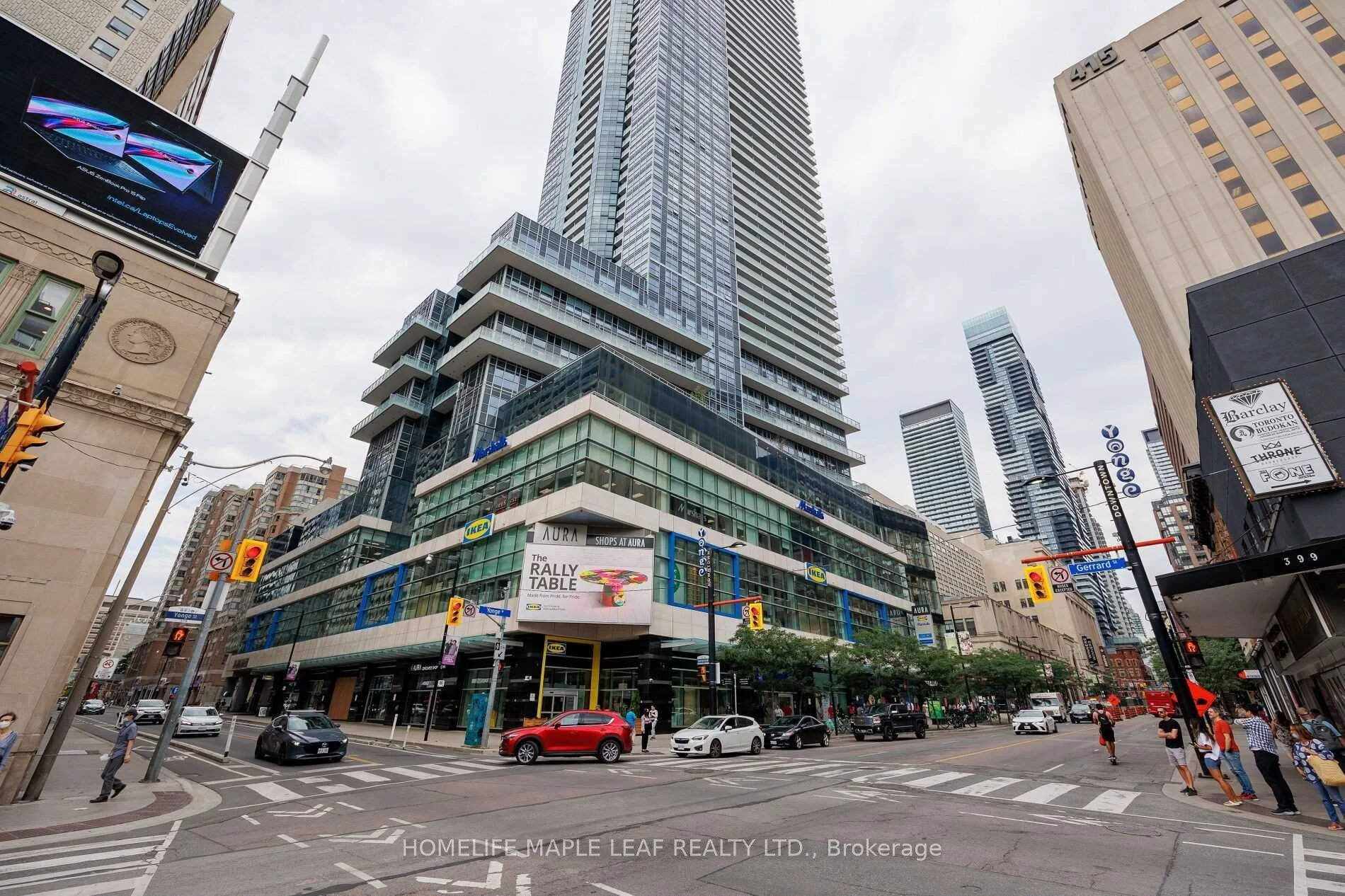 386 Yonge Street 4001, Toronto C01, ON M5B 0A5