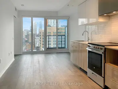 Condo Apartment in Toronto