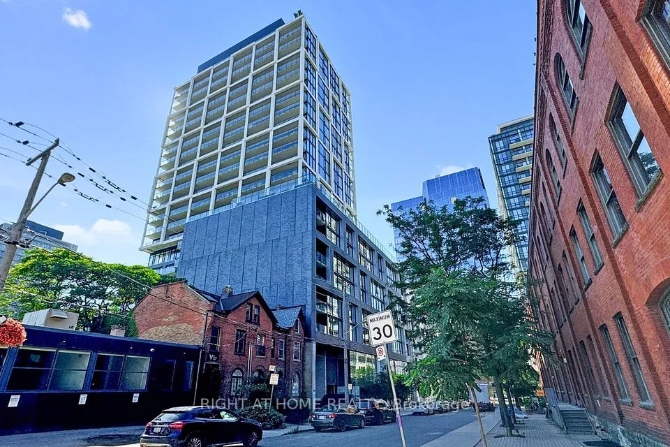 55 Ontario Street 1601, Toronto C08, ON M5A 2V1