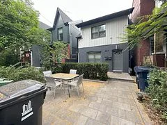487 Clinton Street Main and Basement, Toronto C02, ON M6G 2Z3