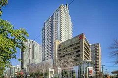 8 Hillcrest Avenue 916, Toronto C14, ON M2N 6Y6