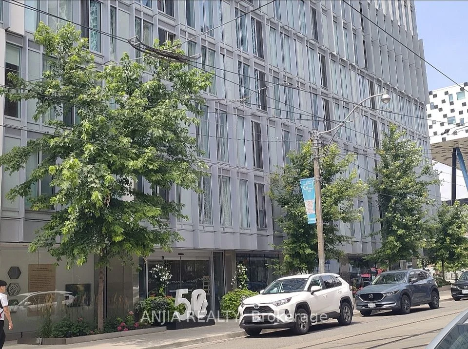 50 Mccaul Street 1204, Toronto C01, ON M5T 0B6