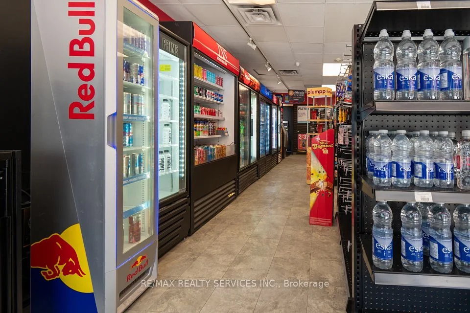 262 Bloor Street, Toronto C01, ON M5S 1V8