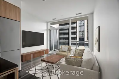 Condo Apartment in Toronto