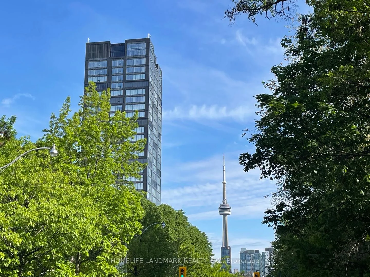 203 College Street 1508, Toronto C01, ON M5T 1P9