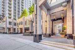 761 Bay Street 402, Toronto C01, ON M5G 2R2