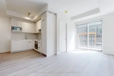 Condo Townhouse in Toronto