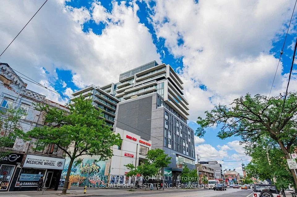 297 College St Street 502, Toronto C01, ON M5T 1S7