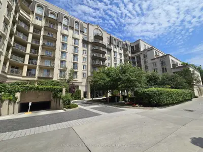 Condo Apartment in Toronto