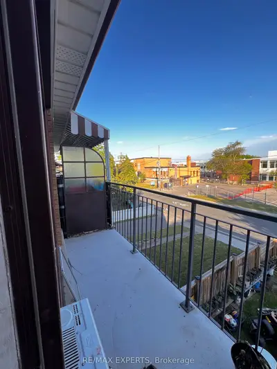 Triplex in Toronto