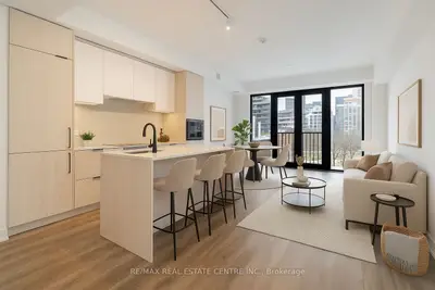 Condo Apartment in Toronto
