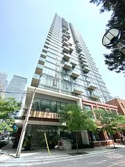 75 St Nicholas Street 1208, Toronto C01, ON M4Y 0A5
