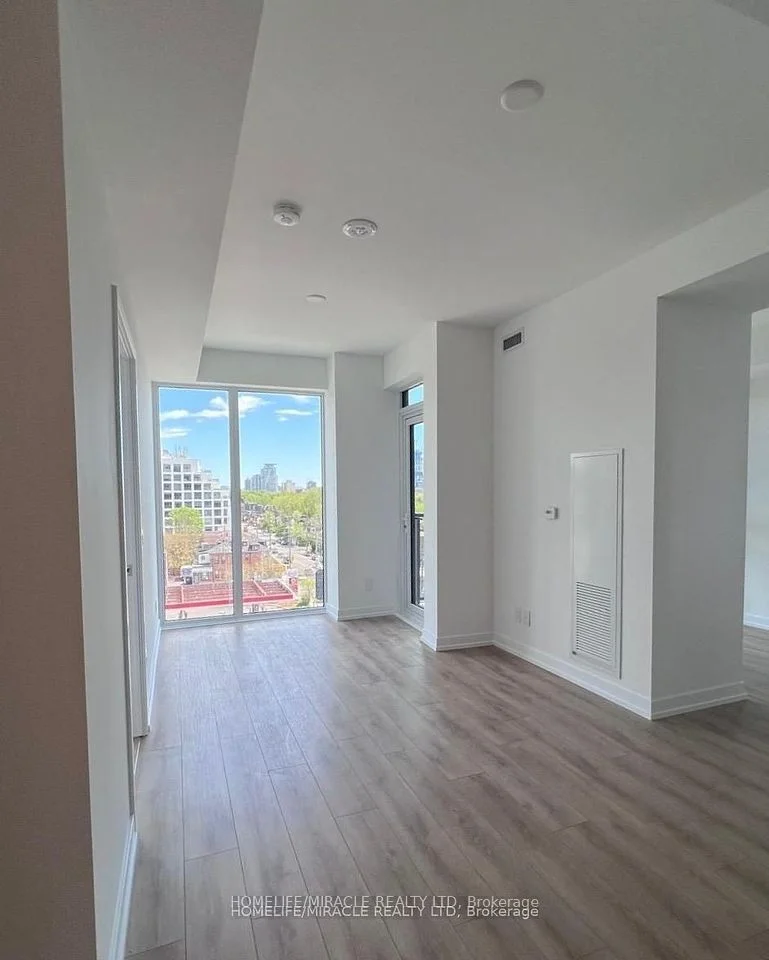 500 Dupont Street 615, Toronto C02, On M6g 0b8