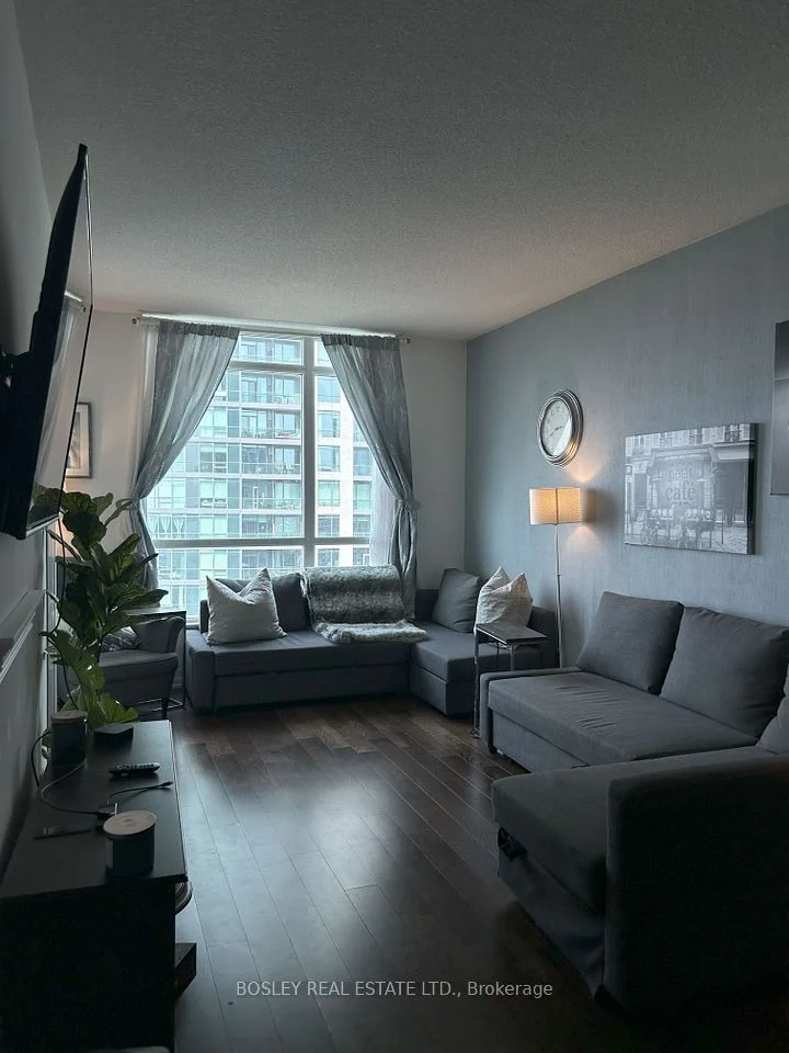 215 Fort York Boulevard 2408, Toronto C01, ON M5V 4A2