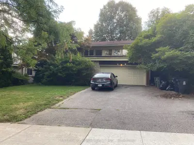 Duplex in Toronto