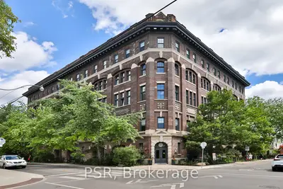 Condo Apartment in Toronto