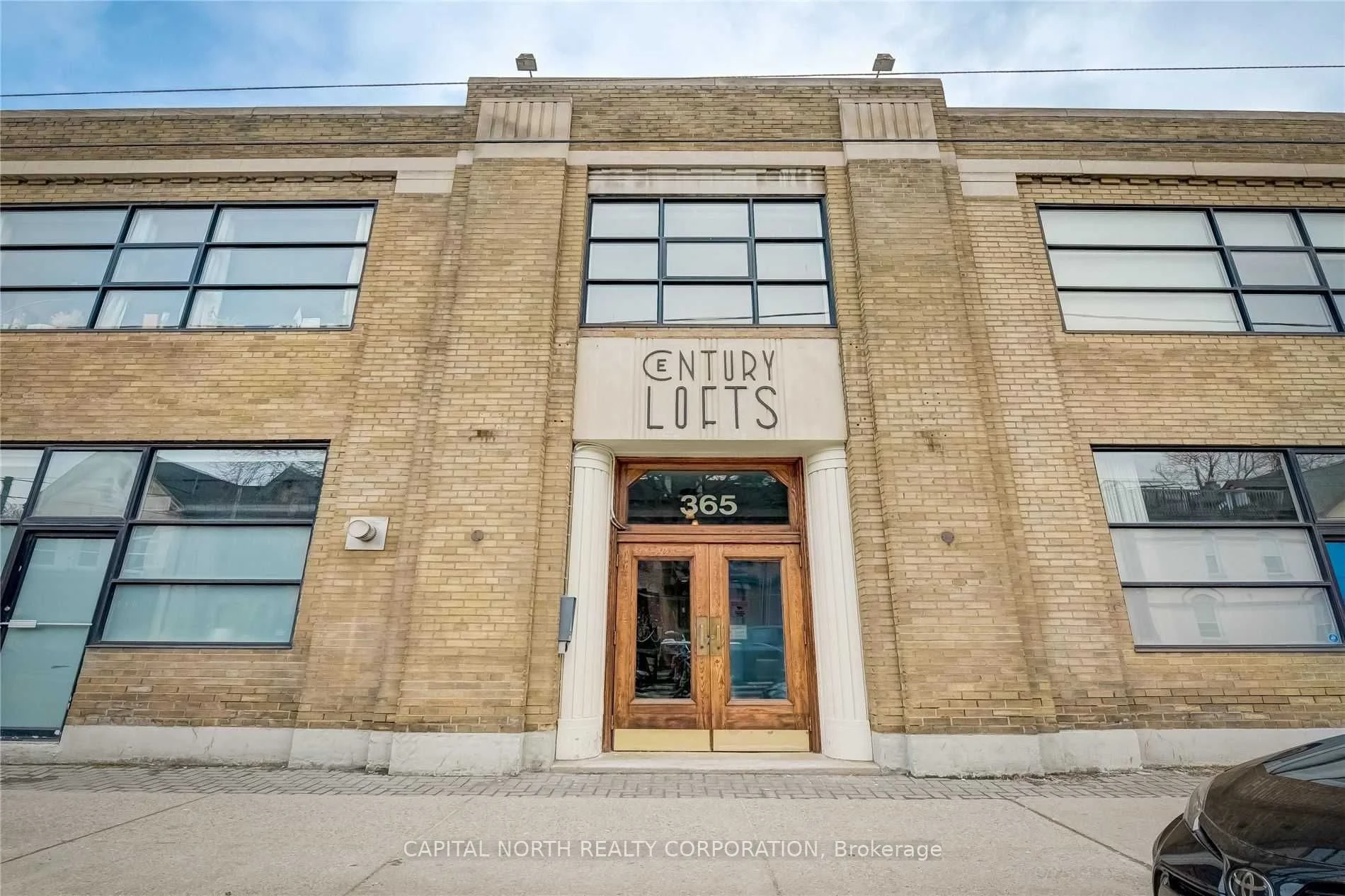 365 Dundas Street E 206, Toronto C08, ON M5A 4R9