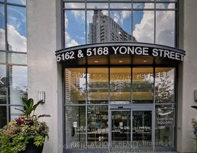 Condo Townhouse in Toronto