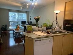763 Bay Street 410, Toronto C01, On M5g 2r3