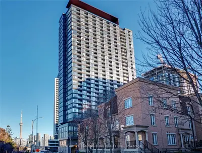 Condo Apartment in Toronto