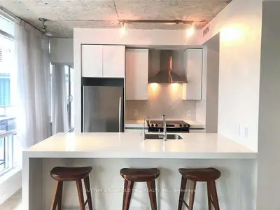 Condo Apartment in Toronto