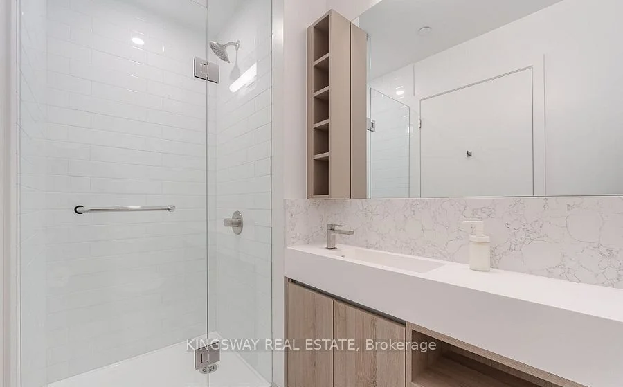 319 Jarvis Street 2108, Toronto C08, On M5b 0c8