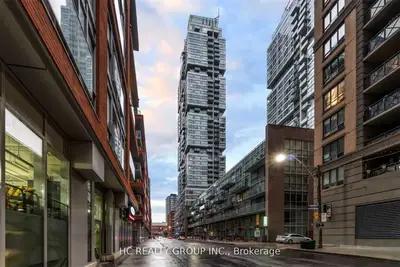 Condo Apartment in Toronto