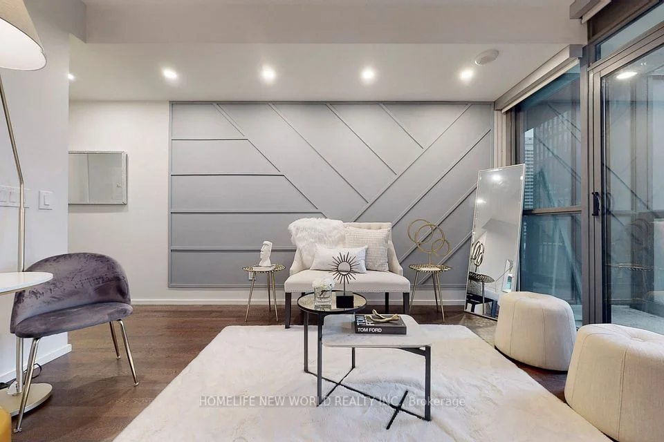 101 Charles Street E 611, Toronto C08, ON M4Y 0A9