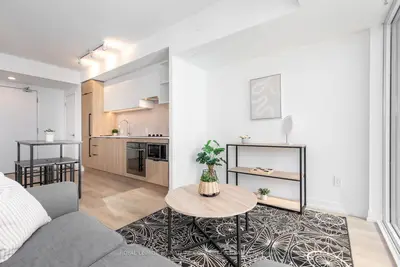 Condo Apartment in Toronto