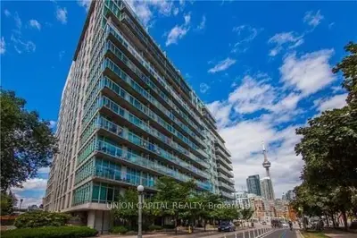 Condo Apartment in Toronto