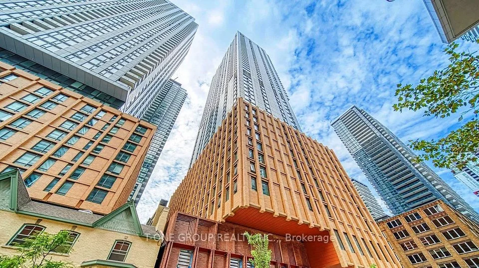 28 Widmer Street 3722, Toronto C01, ON M5V 0T2