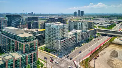 Condo Apartment in Toronto