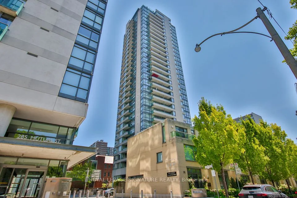 281 Mutual Street 2307, Toronto C08, On M4y 1x6