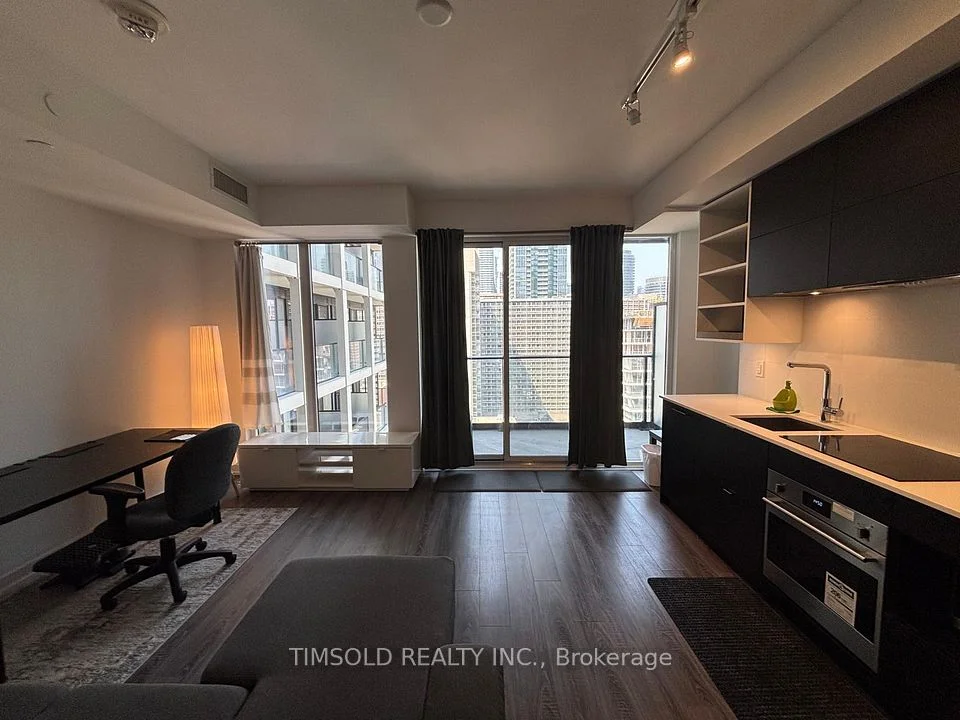 20 Edward Street 1621, Toronto C01, On M5g 0c5