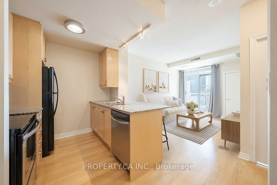 100 Hayden Street 1010, Toronto C08, ON M4Y 3C7