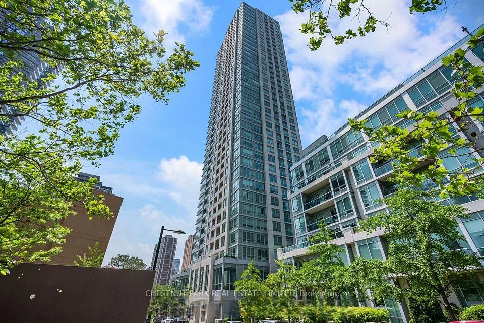 120 Homewood Avenue 2910, Toronto C08, ON M4Y 2J3