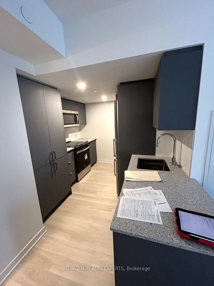 500 Wilson Avenue 309, Toronto C06, On M3h 0e5