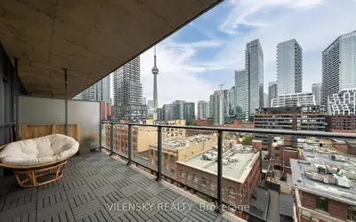 Condo Apartment in Toronto