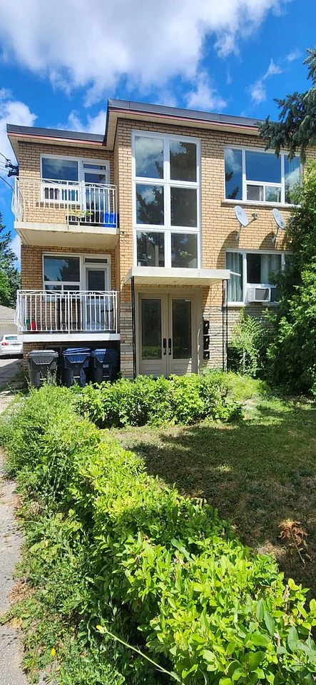 20 Annapearl Court 1, Toronto C14, ON M2N 4H6