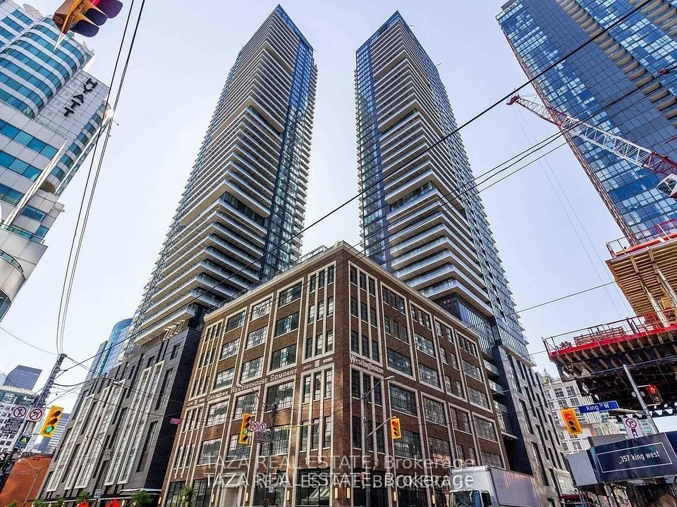 125 Blue Jays Way 1505, Toronto C01, On M5v 0c4