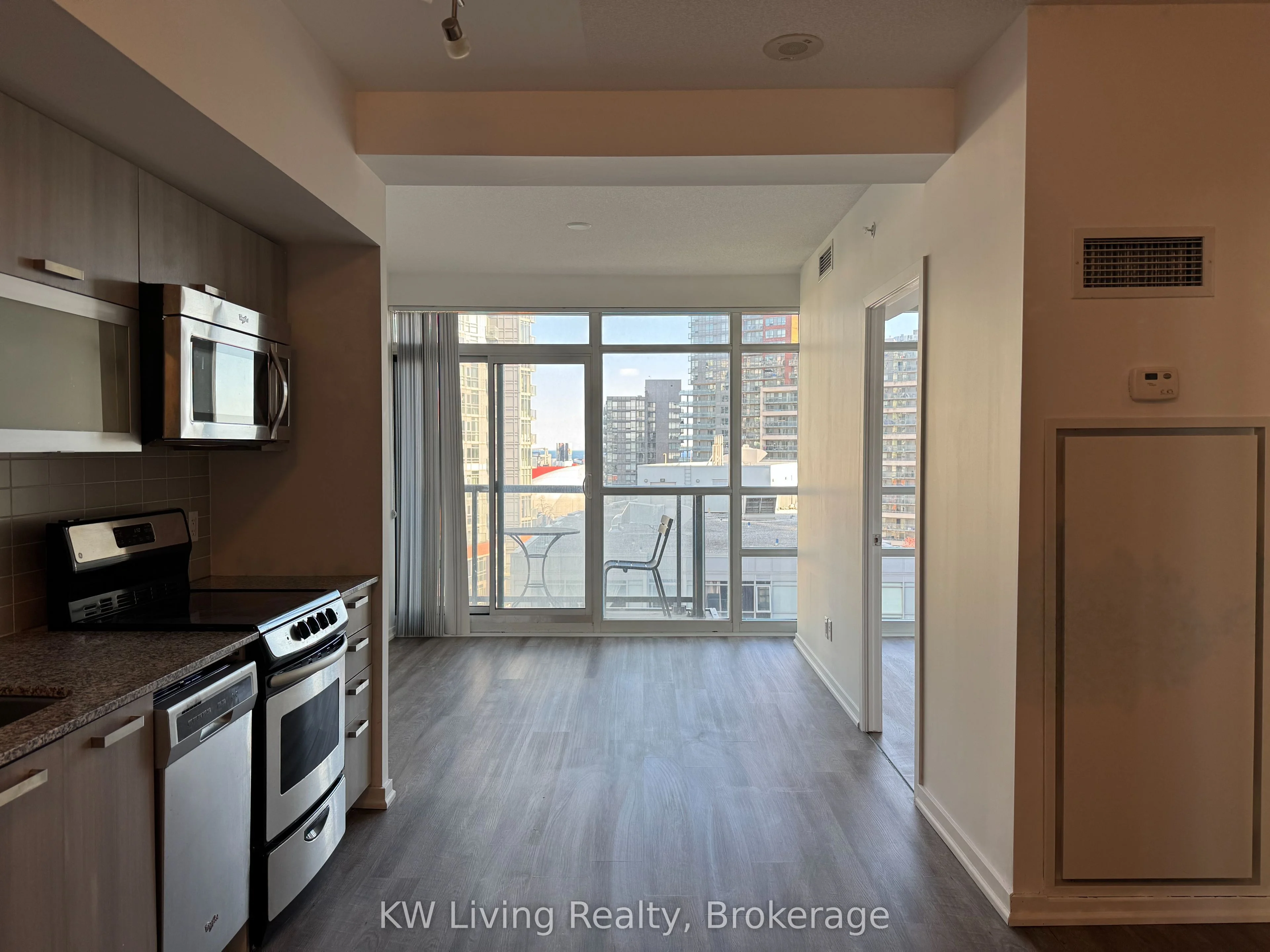 68 Abell Street 1106, Toronto C01, ON M6J 0B1