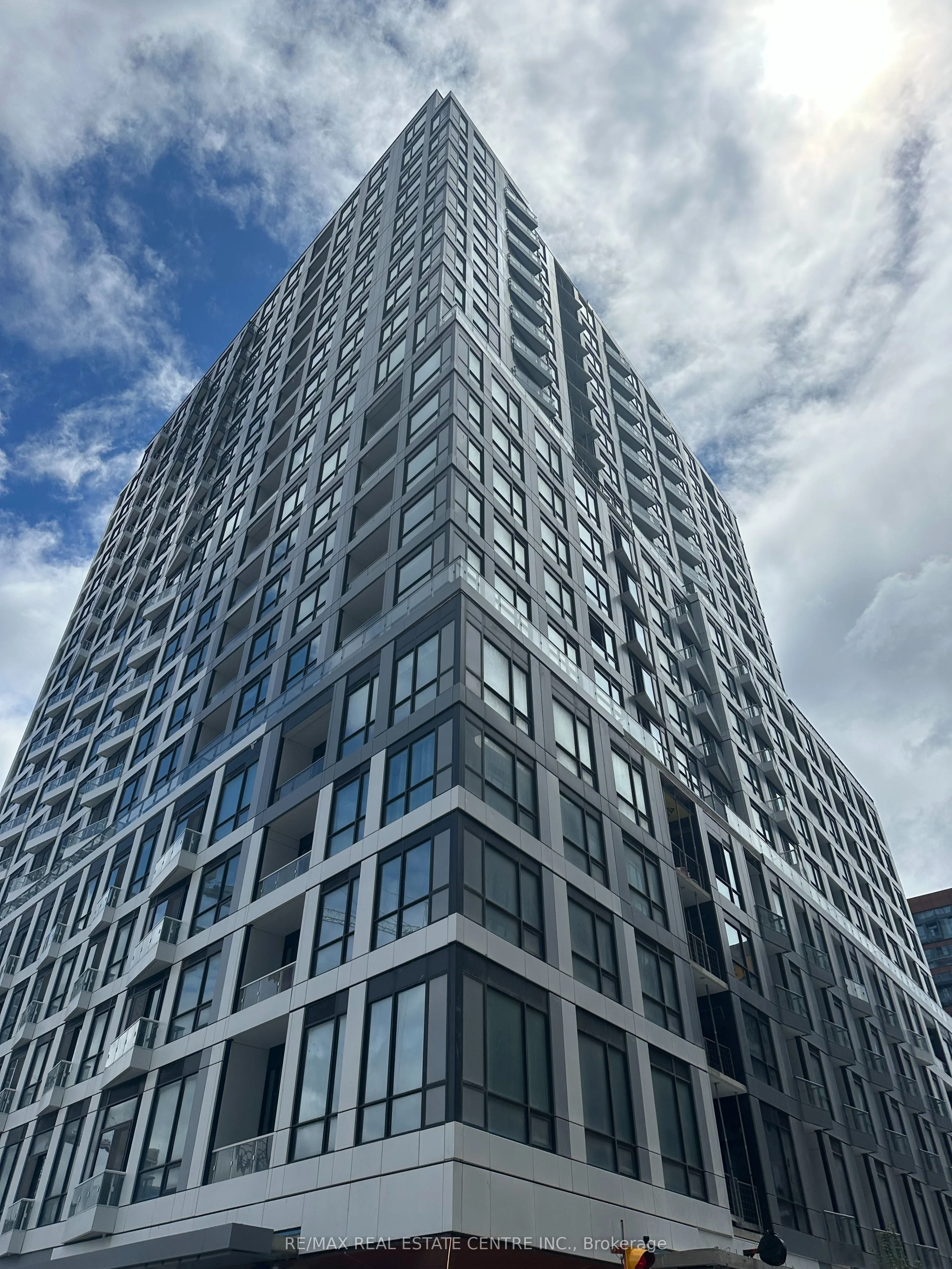 15 Richardson Street 804, Toronto C01, ON M5A 0Y5
