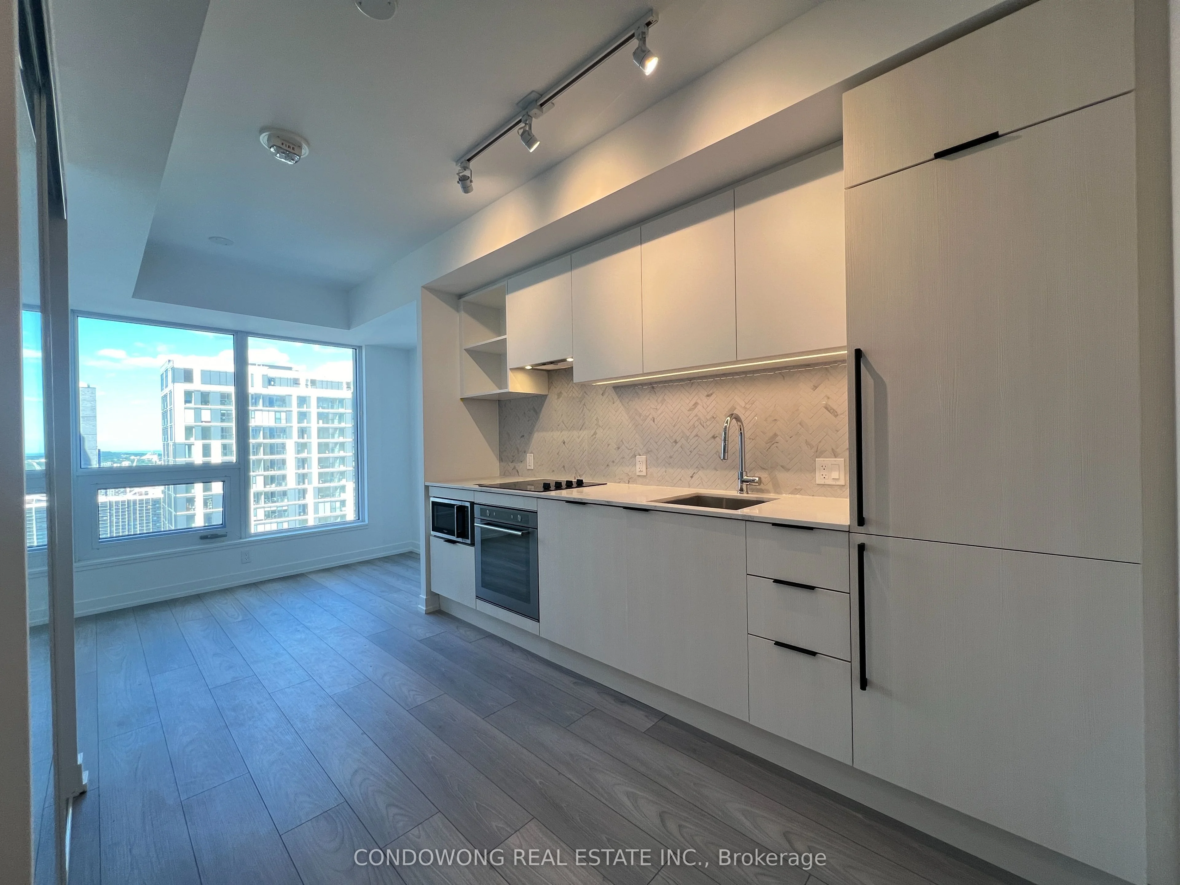82 Dalhousie Street 3218, Toronto C08, On M5b 0c5