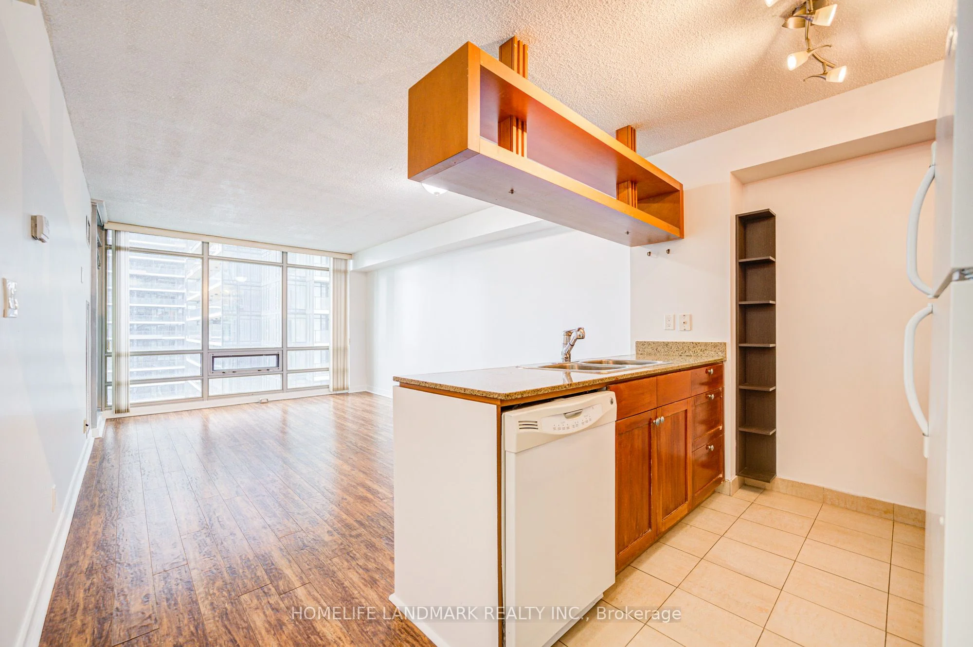 81 Navy Wharf Court 2807, Toronto C01, ON M5V 3S2