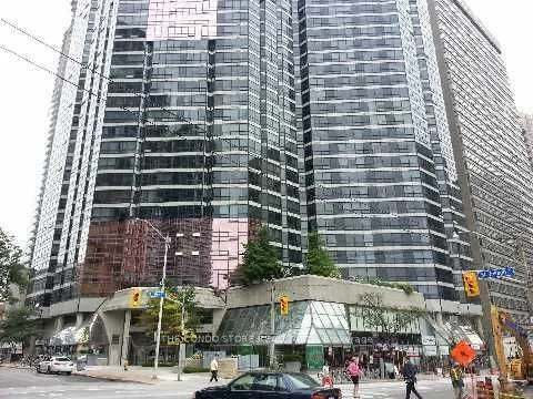 1001 Bay Street 2305, Toronto C01, ON M5S 3A6