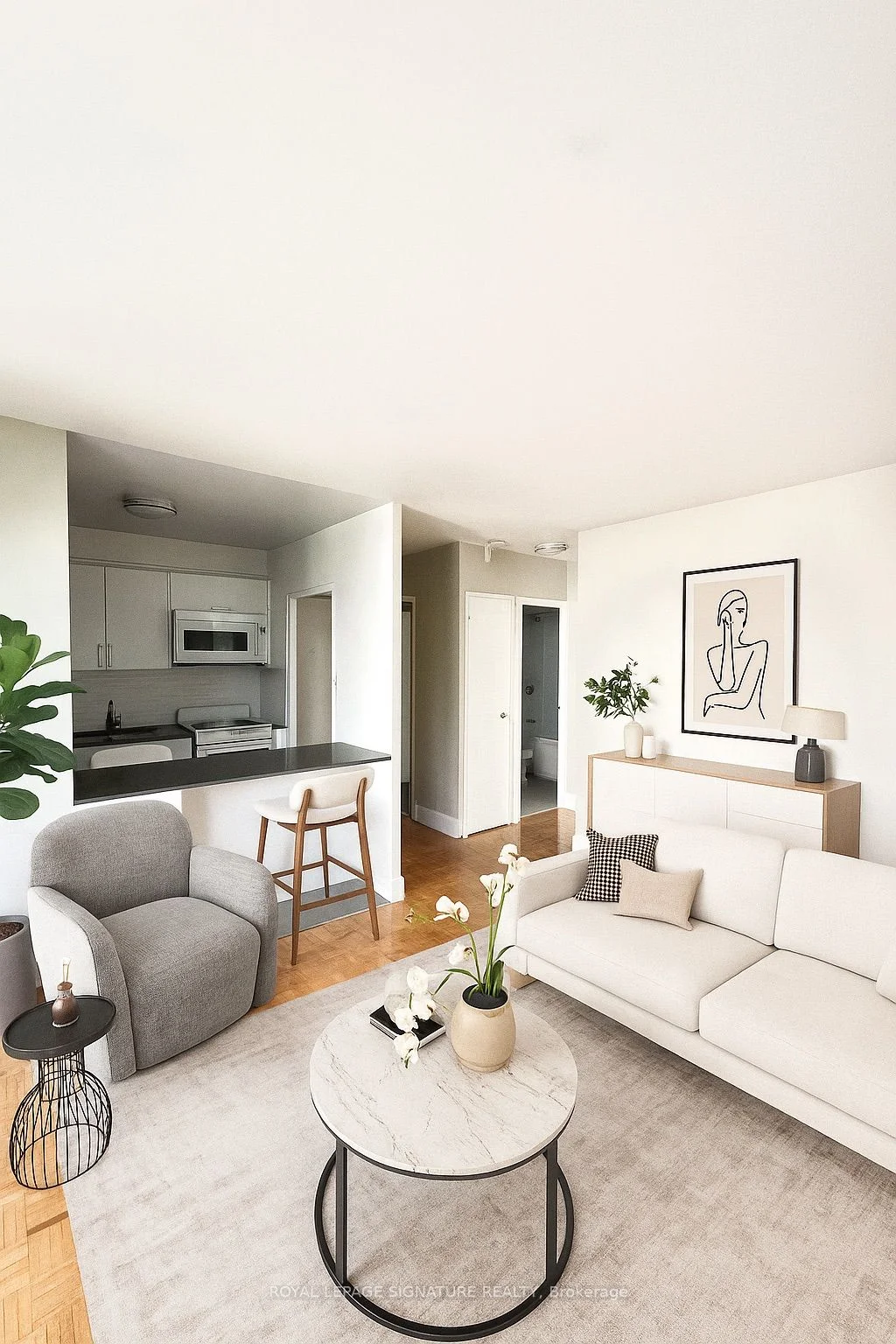 485 Huron Street 705, Toronto C02, ON M5R 2R5