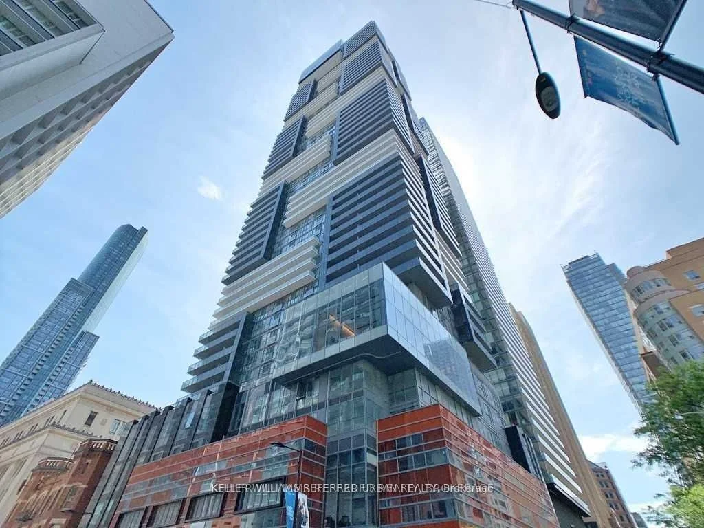 7 Grenville Street 2009, Toronto C01, ON M4Y 0E9