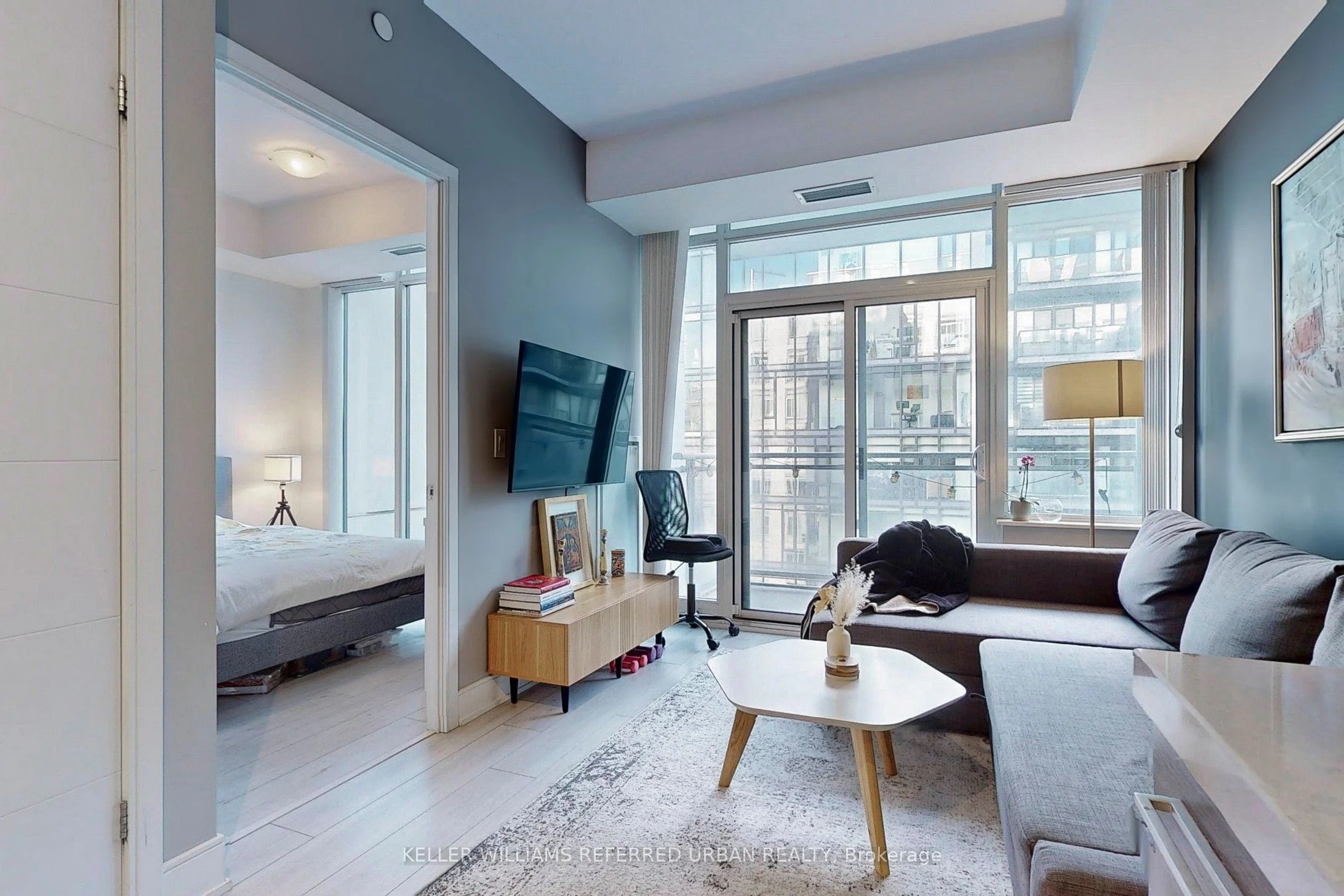 525 Adelaide Street 1731, Toronto C01, On M5v 1t4