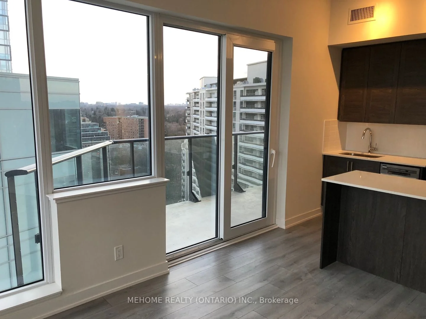 15 Ellerslie Avenue 1402, Toronto C07, On M2n 5p6