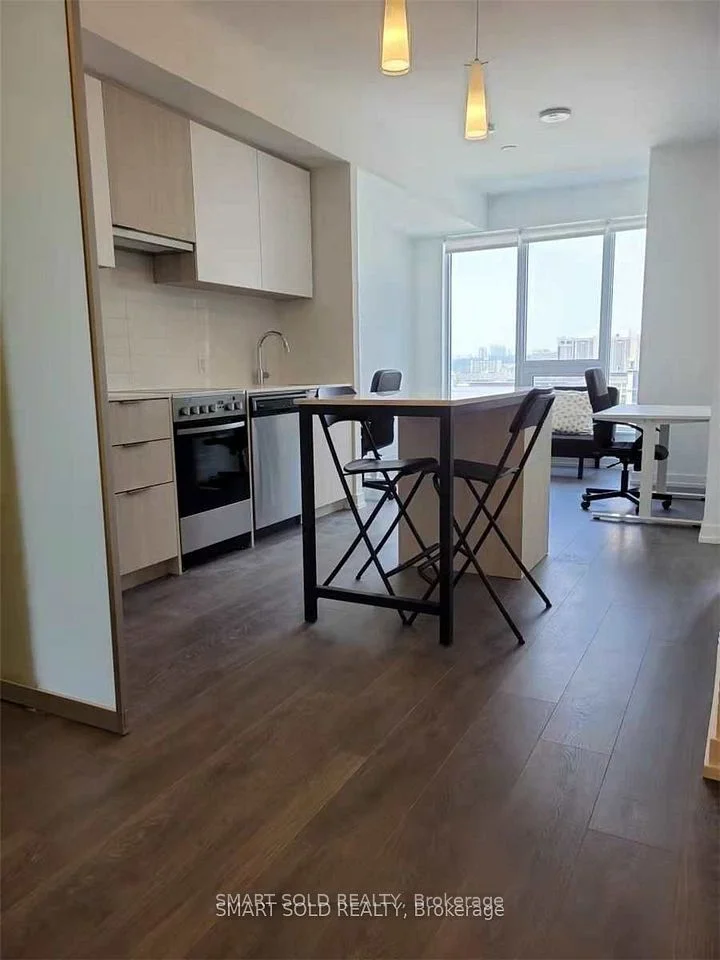 203 College Street 1405, Toronto C01, On M5t 0c8